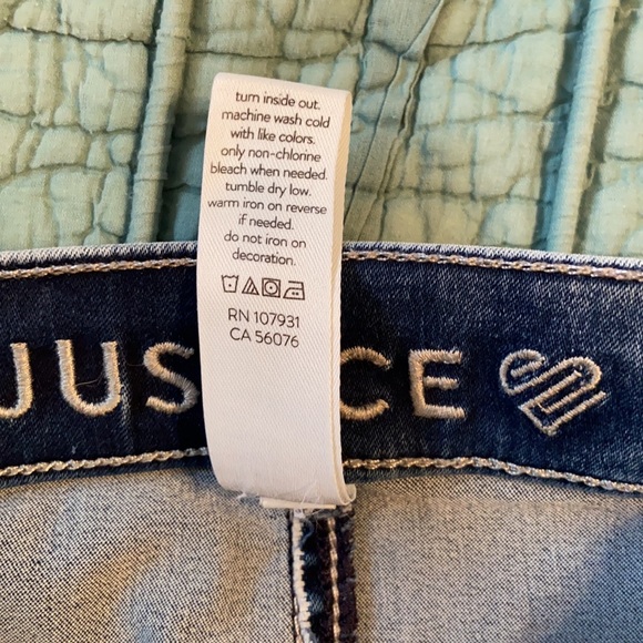 Justice Denim Jeans frayed hem size 12 slim - Picture 4 of 4